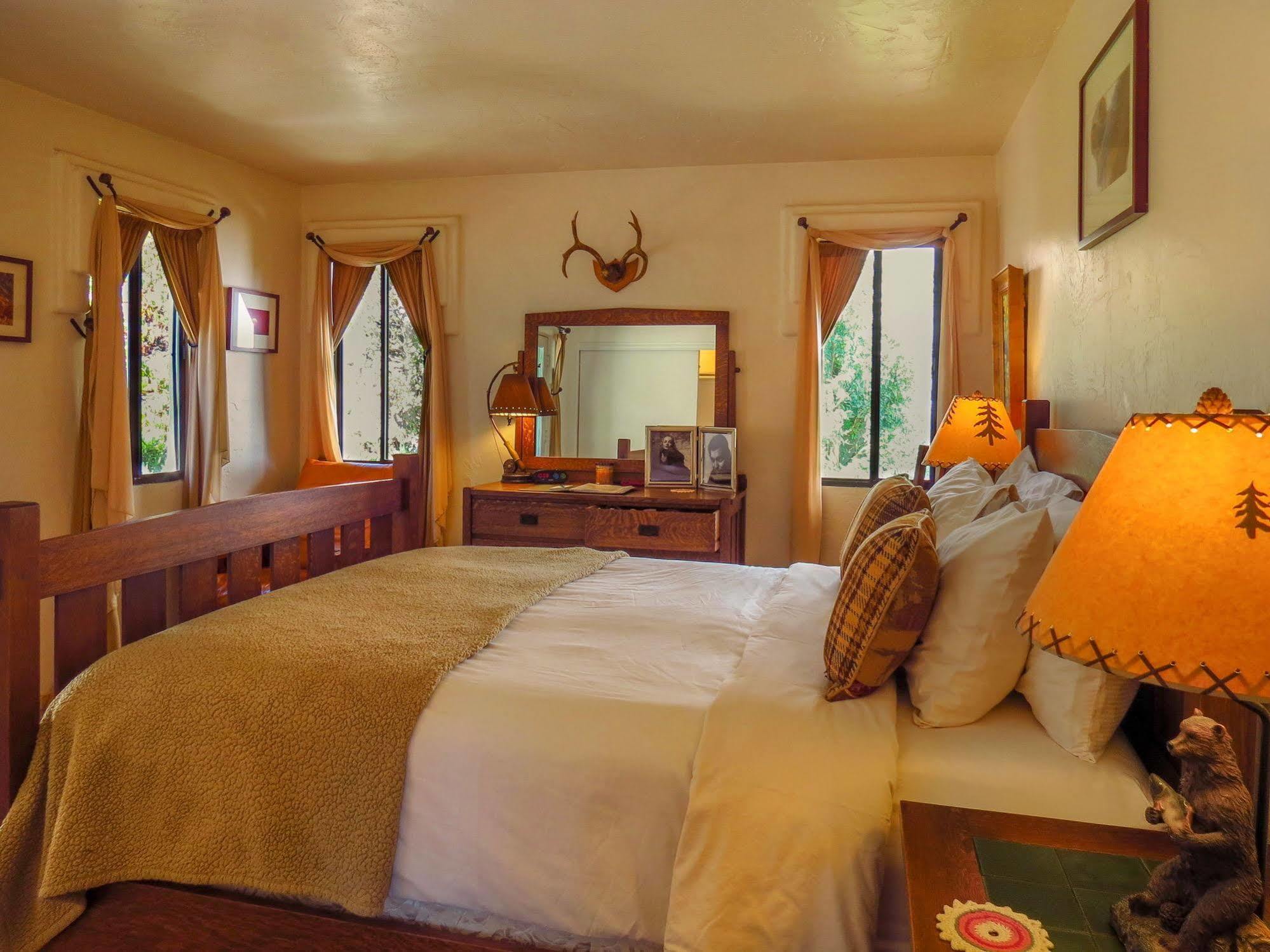 Topanga Canyon Inn Bed And Breakfast Exterior foto