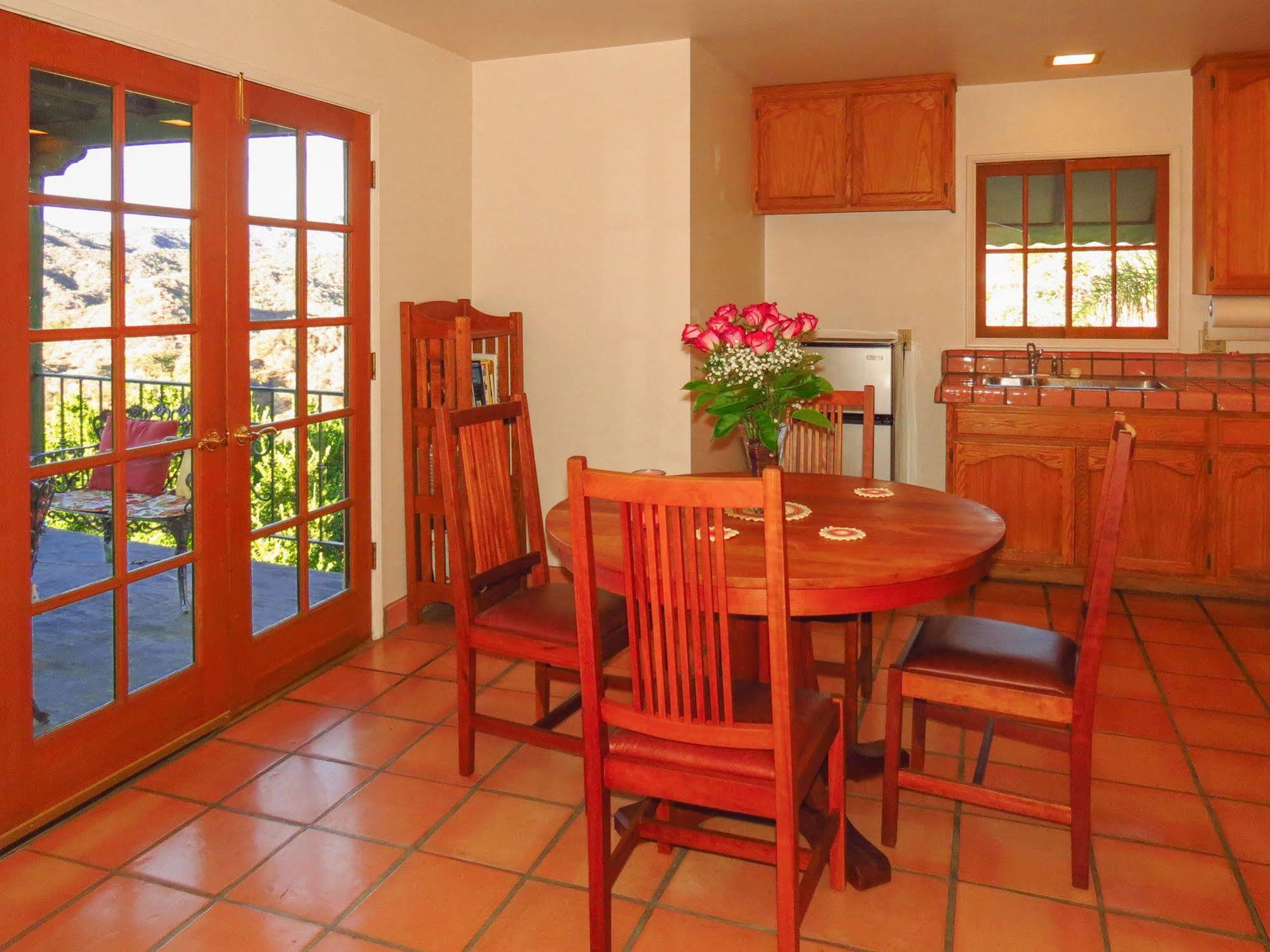 Topanga Canyon Inn Bed And Breakfast Exterior foto